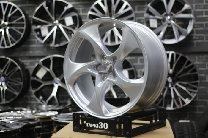 FlowFormed 0101 R18 5x114.3 8J ET35 D73.1 S - 53000 руб/комплект FlowFormed 0101 R18 5x114.3 8J ET35 D73.1 S - 53000 руб/комплект